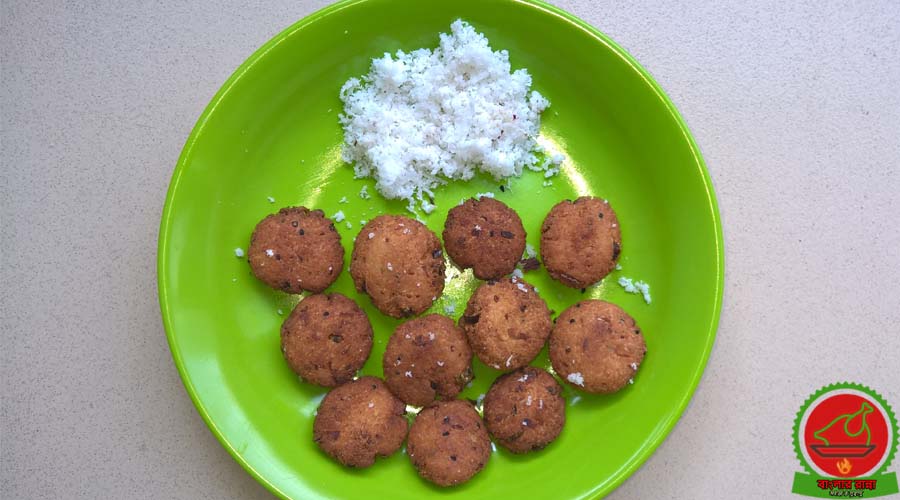 নারকেল বড়া